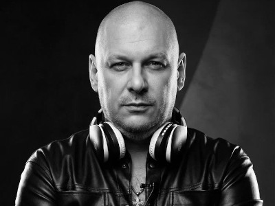 ������ �DM-STUDIO� (��)