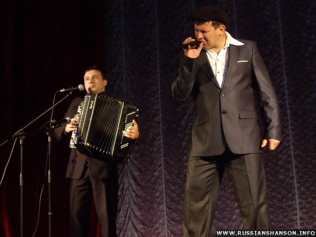 Фоторепортаж. Концерт Юрия Белоусова и Романа Коробко г.Черняховск 19 декабря 2009 года