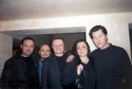 На гастролях в Питере. Гарик Кричевский, Сергей Трофимов и Владимир Черняков с женой.